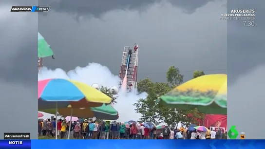 Celebran un festival de cohetes caseros para invocar a los dioses de la lluvia Celebran un festival de cohetes caseros para invocar a los dioses de la lluvia