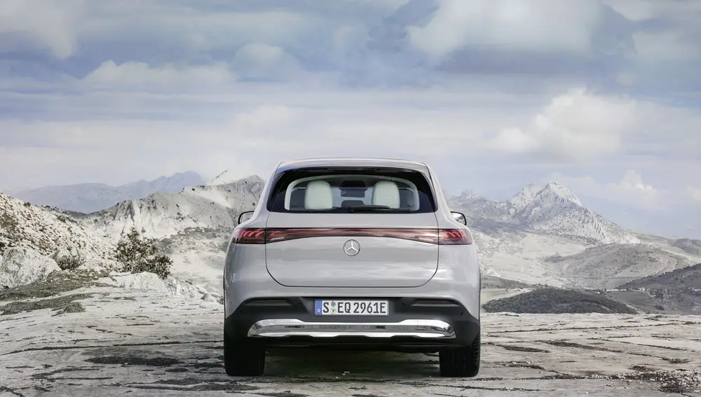 Mercedes EQS