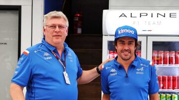 Szafnauer y Fernando Alonso