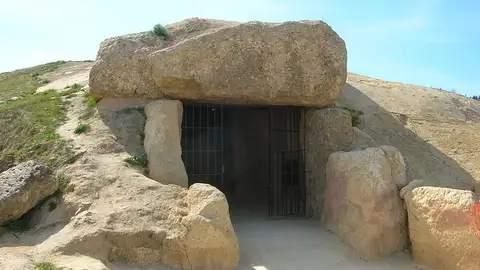 Dolmen de Menga Dolmen de Menga