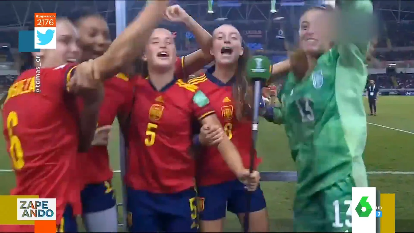 ¡España, campeona del mundo sub 20! Así ha sido la eufórica celebración de las chicas de la selección de fútbol ¡España, campeona del mundo sub 20! Así ha sido la eufórica celebración de las chicas de la selección de fútbol
