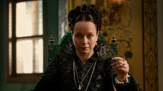 Samantha Morton es la protagonista de 'The serpent queen'. Samantha Morton es la protagonista de 'The serpent queen'.