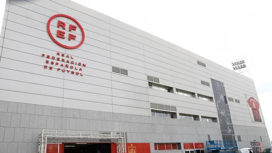 Imagen de la fachada de la Real Federación Española de Fútbol. Imagen de la fachada de la Real Federación Española de Fútbol.