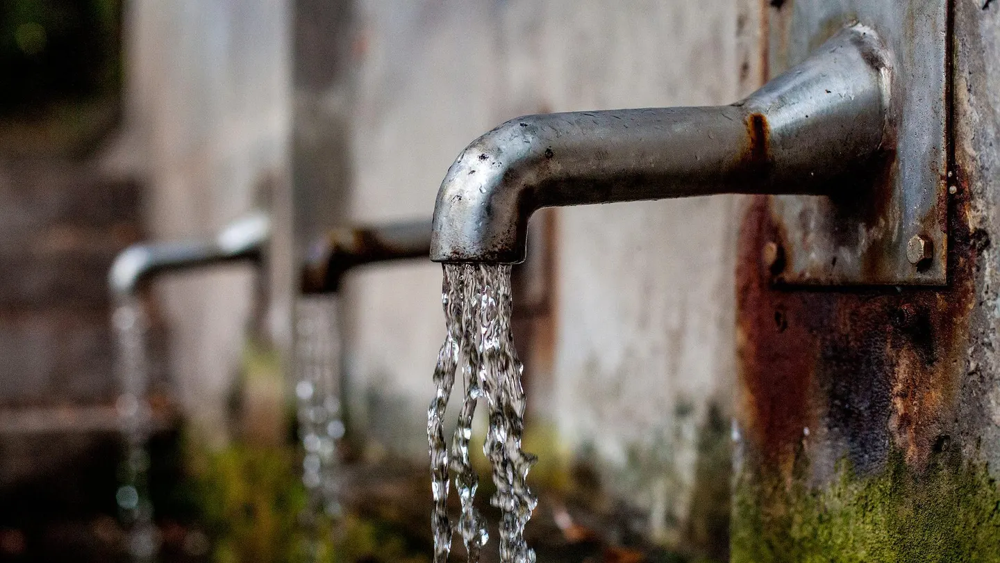 Reino Unido recomienda beber agua de origen residual y pide a la ciudadanía ser "menos aprensiva" Reino Unido recomienda beber agua de origen residual y pide a la ciudadanía ser "menos aprensiva"