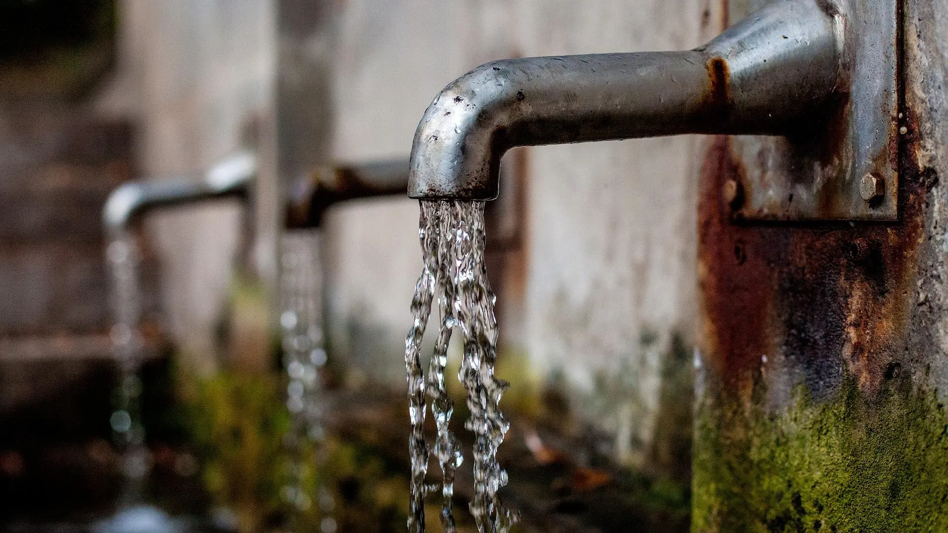 Reino Unido recomienda beber agua de origen residual y pide a la ciudadanía ser "menos aprensiva"