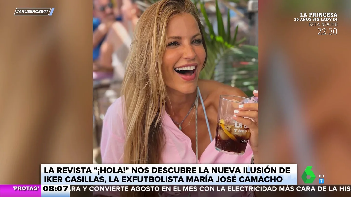 Iker Casillas y María José Camacho, 'pillados' en actitud romántica por la revista '¡Hola!' Iker Casillas y María José Camacho, 'pillados' en actitud romántica por la revista '¡Hola!'