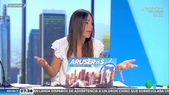 Patricia Benítez se queja de los grupos de WhatsApp de padres y madres del cole: "Chica, léete la circular" Patricia Benítez se queja de los grupos de WhatsApp de padres y madres del cole: "Chica, léete la circular"