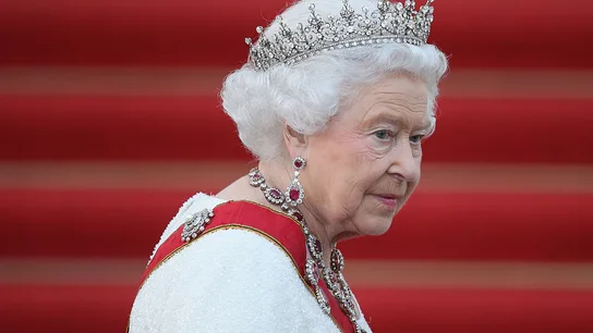 La reina de Inglaterra, Isabel II, en una foto de archivo durante una visita a Alemania La reina de Inglaterra, Isabel II, en una foto de archivo durante una visita a Alemania