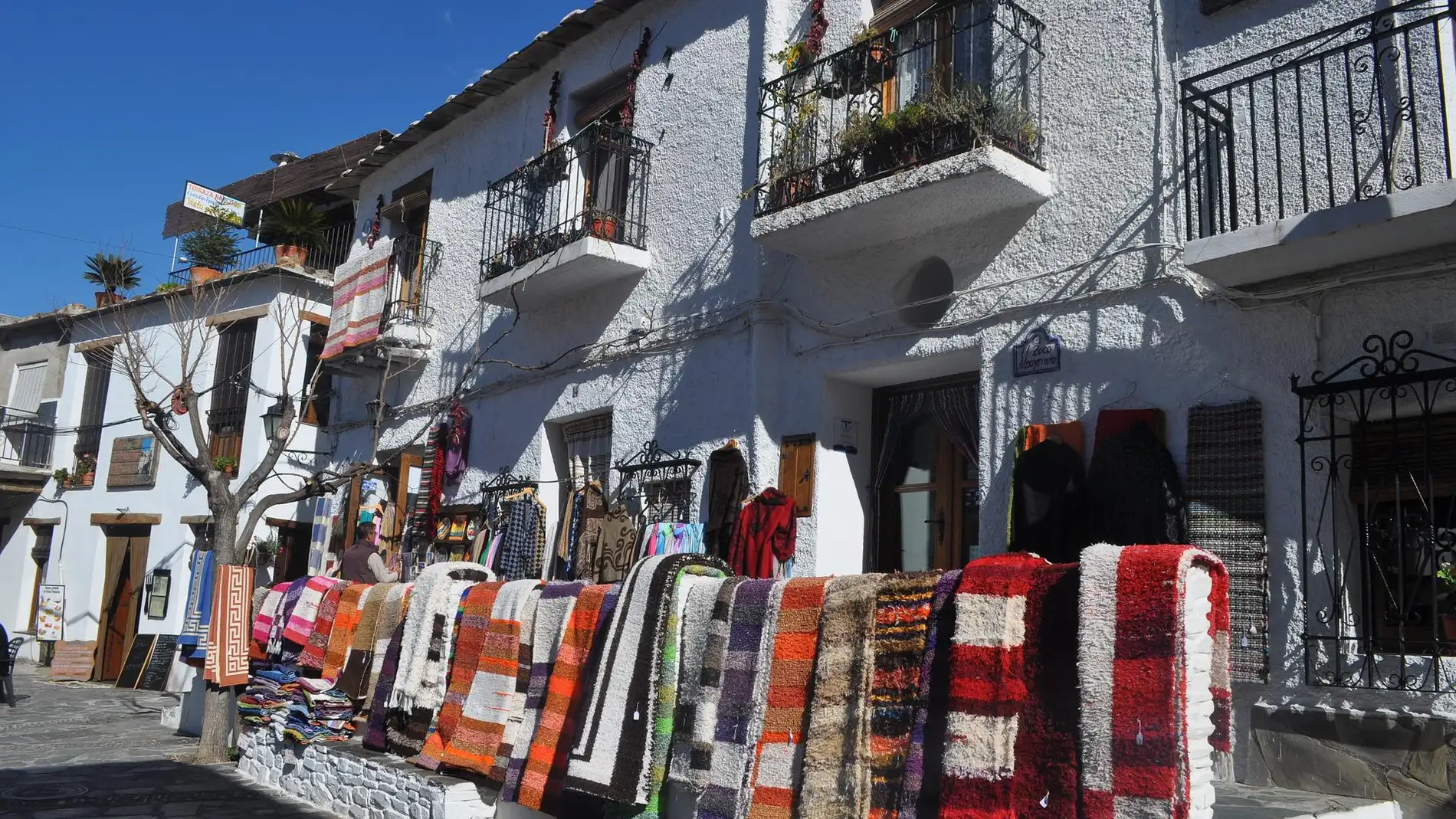 Un paseo por la Alpujarra de Granada, una de las zonas más bellas de Andalucía