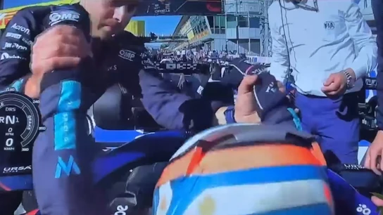 Nyck de Vries, Piloto del Día en Monza, ¡¡no podía salir del monoplaza!! Mecánicos de Williams tuvieron que sacarle Nyck de Vries, Piloto del Día en Monza, ¡¡no podía salir del monoplaza!! Mecánicos de Williams tuvieron que sacarle