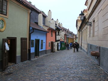 Callejón del Oro de Praga: dónde se encuentra y la curiosa historia sobre su nombre