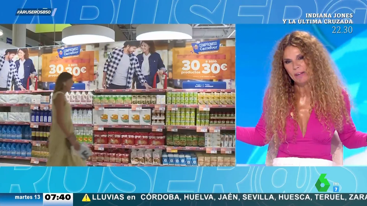 Angie Cárdenas, sobre la cesta básica: "Parecen productos que estaban en la despensa y no les daban salida" Angie Cárdenas, sobre la cesta básica: "Parecen productos que estaban en la despensa y no les daban salida"