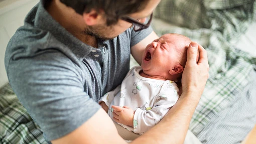 Este es el método más efectivo para calmar el llanto de los bebes por la noche en 10 minutos