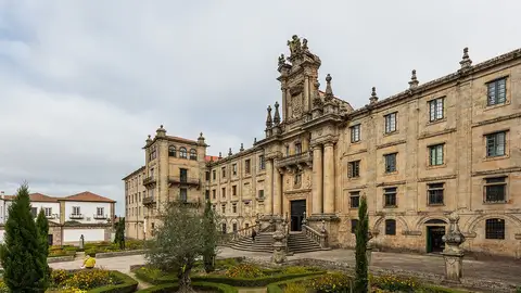 Monasterio e Iglesia de San Martiño Pinario de Santiago de Compostela: esta es su sorprendente historia Monasterio e Iglesia de San Martiño Pinario de Santiago de Compostela: esta es su sorprendente historia