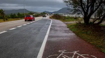 Carril bici en la carretera