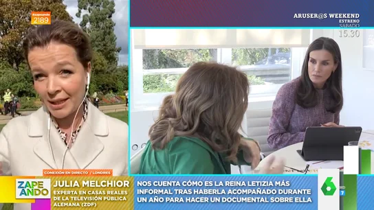 Una periodista alemana desvela cómo es la reina Letizia tras seguirla un año: "Lucha tanto como yo entre el trabajo y la familia" Una periodista alemana desvela cómo es la reina Letizia tras seguirla un año: "Lucha tanto como yo entre el trabajo y la familia"