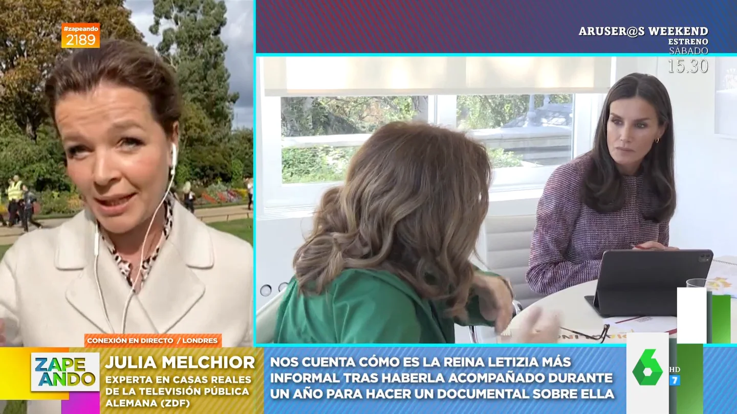 Una periodista alemana desvela cómo es la reina Letizia tras seguirla un año: "Lucha tanto como yo entre el trabajo y la familia" Una periodista alemana desvela cómo es la reina Letizia tras seguirla un año: "Lucha tanto como yo entre el trabajo y la familia"