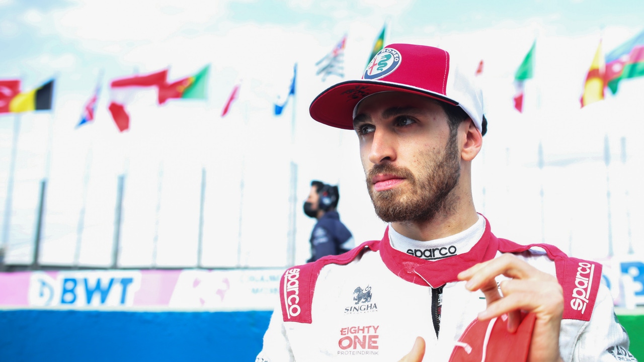 Giovinazzi tritt dem Alpine Casting bei, um einen Ersatz für Fernando Alonso zu finden Giovinazzi tritt dem Alpine Casting bei, um einen Ersatz für Fernando Alonso zu finden