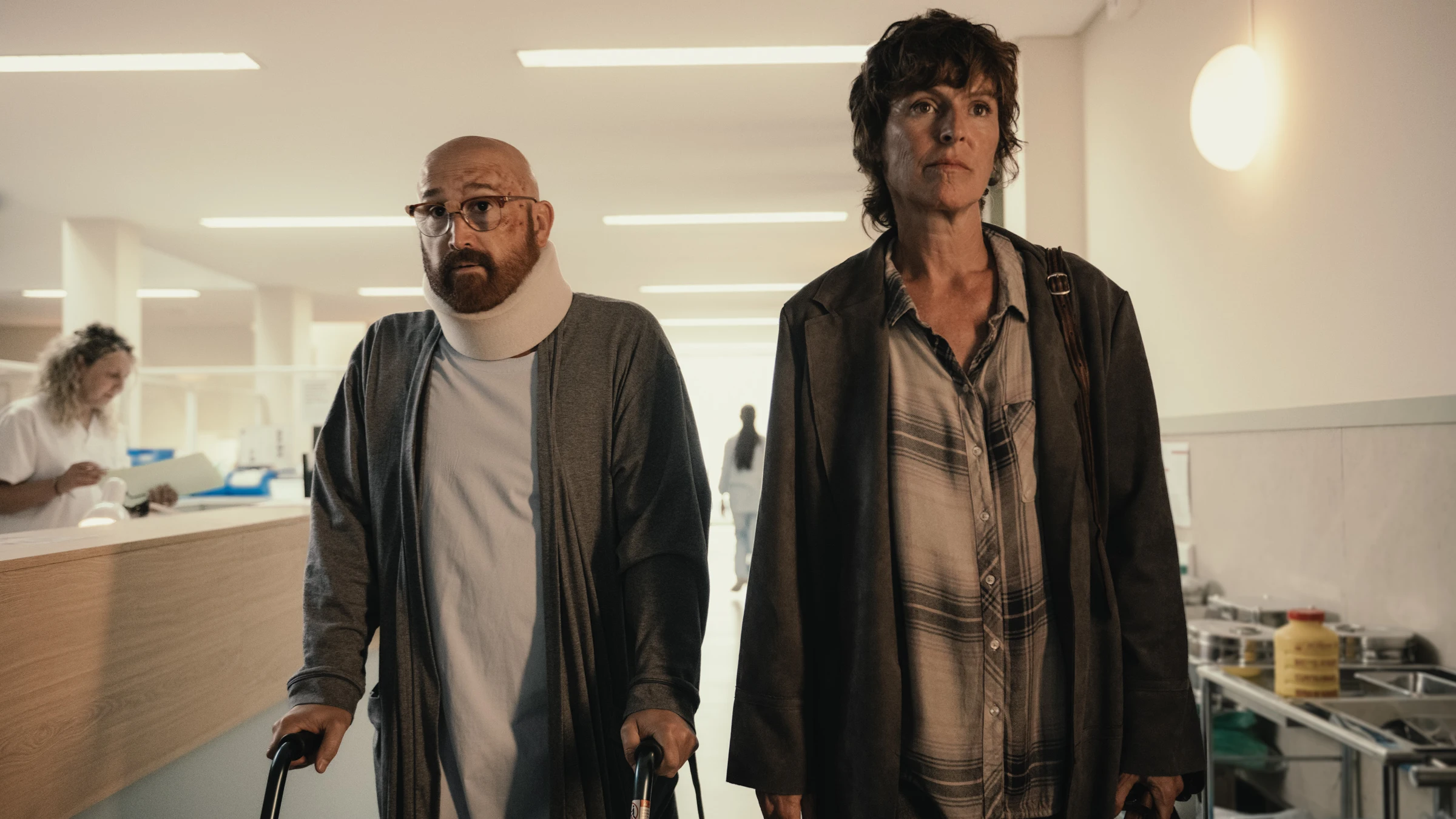Javier Cámara y Mónica López vuelven a transformarse en Tomás y Maite para rodar la segunda temporada de 'Rapa'.