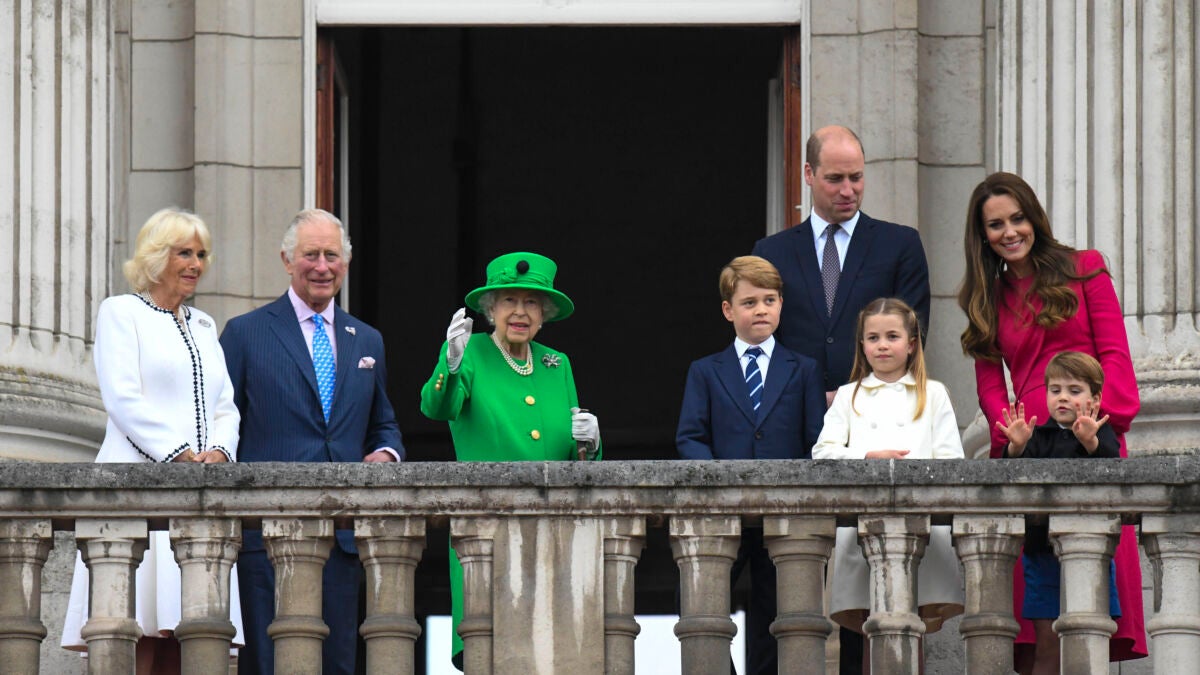 El árbol genealógico de Isabel II para entender quién es quién en la Familia Real foto