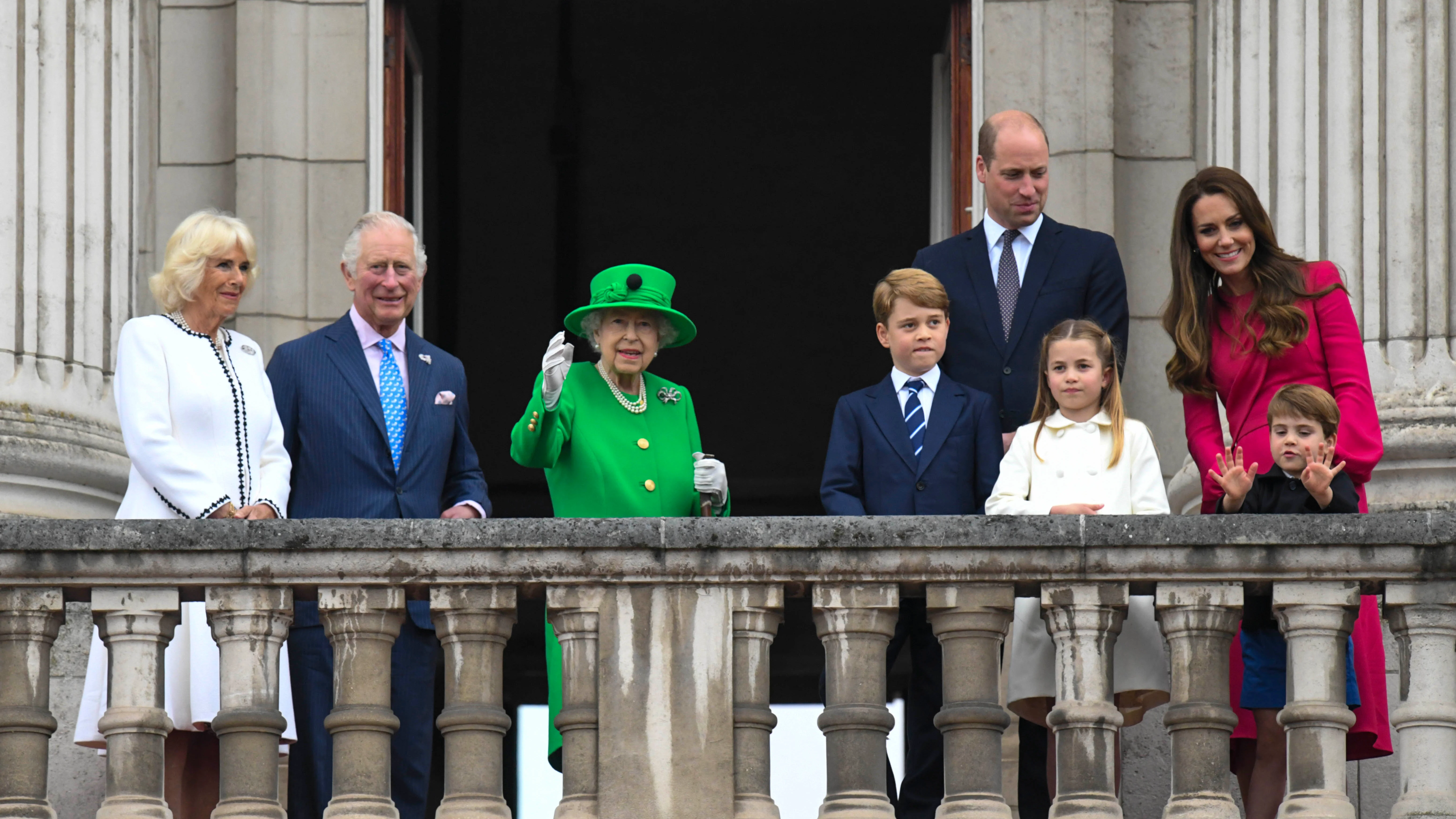 De hijos, nietos (de Isabel II) y consortes: quién es quién en la Familia Real británica