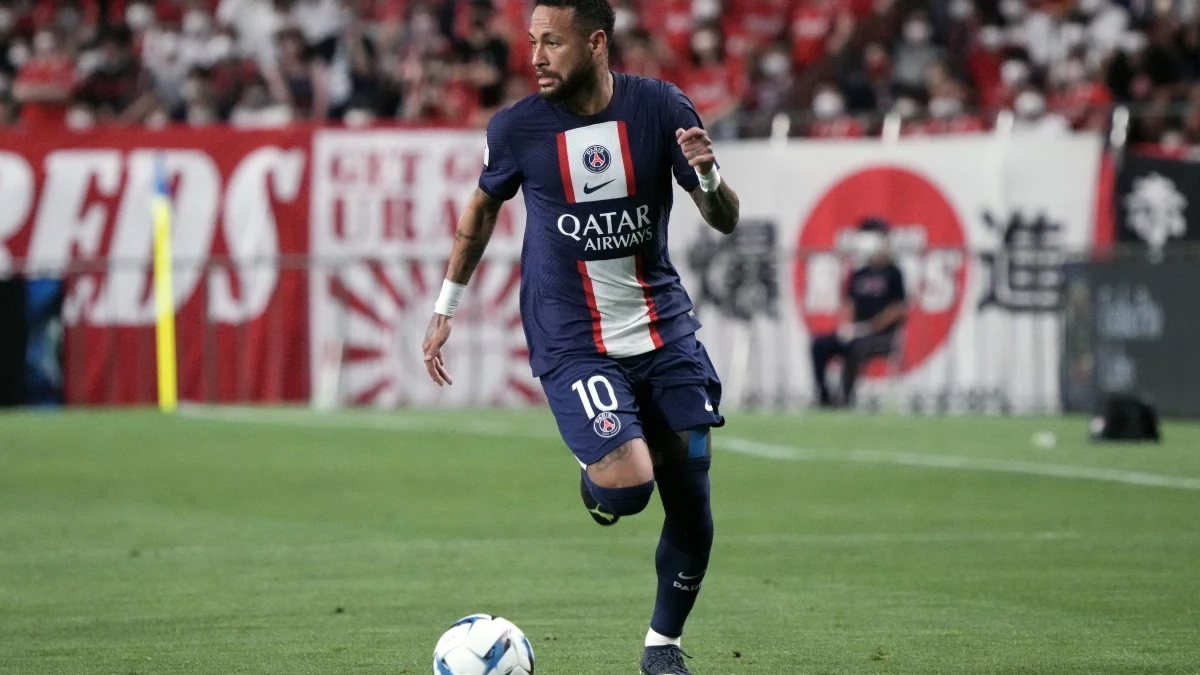 Neymar durante un partido con el PSG