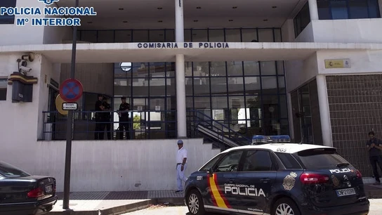 Detenida una mujer por maltrato a su madre y su tía de 90 y 97 años en Marbella Detenida una mujer por maltrato a su madre y su tía de 90 y 97 años en Marbella