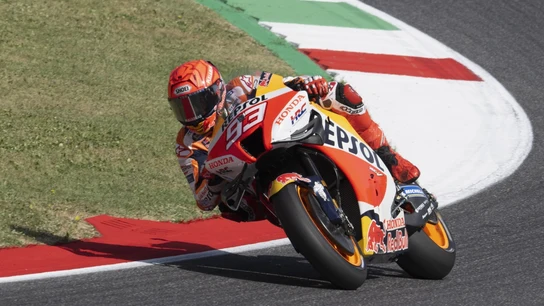 Márquez, sobre la Honda Márquez, sobre la Honda
