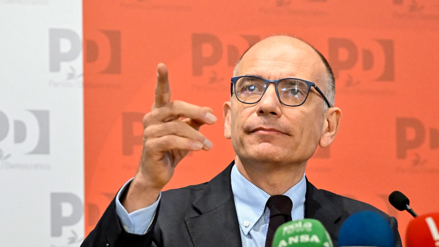 Enrico Letta, secretario del "Partito Democratico" (PD) italiano, durante una rueda de prensa en la sede del PD Nazareno en Roma el 26 de septiembre de 2022 Enrico Letta, secretario del "Partito Democratico" (PD) italiano, durante una rueda de prensa en la sede del PD Nazareno en Roma el 26 de septiembre de 2022/ EFE/EPA/ALESSANDRO DI MEO