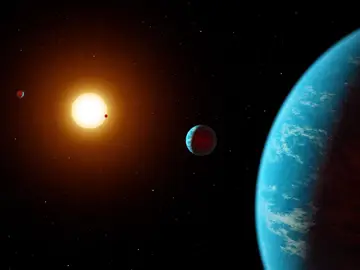 Representación artística de un sistema de cinco exoplanetas Representación artística de un sistema de cinco exoplanetas