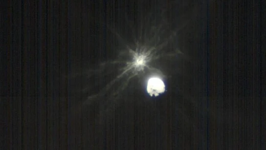 Primeras imágenes del impacto de la nave DART contra el asteroide Dimorphos vistas desde fuera Primeras imágenes del impacto de la nave DART contra el asteroide Dimorphos vistas desde fuera