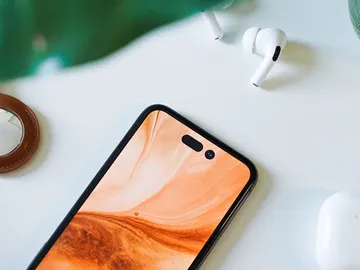 iPhone 14 Pro iPhone 14 Pro