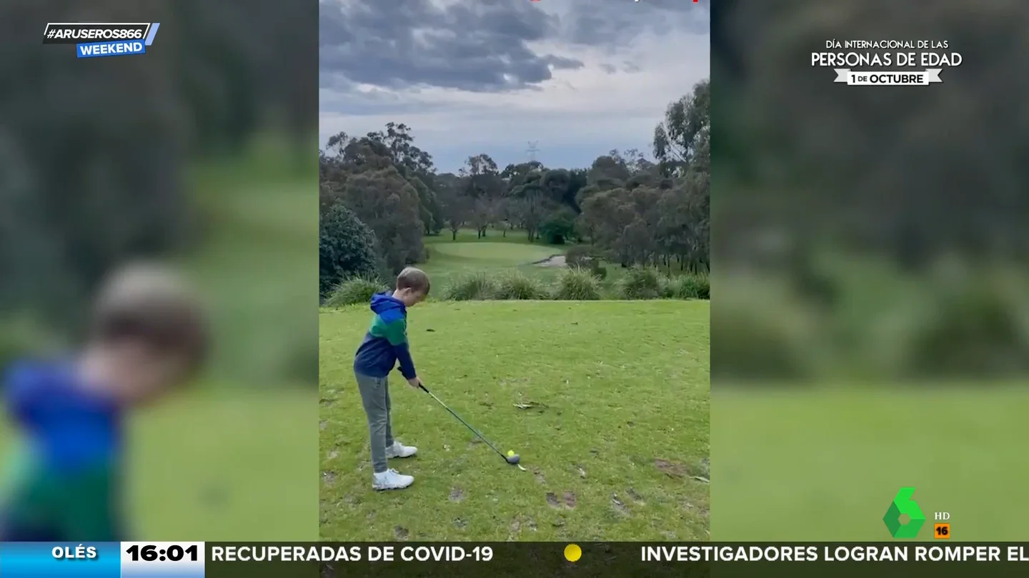 "El nuevo Tiger Woods": un niño de 9 años hace algo imposible "El nuevo Tiger Woods": un niño de 9 años hace algo imposible