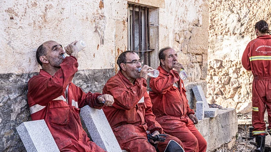 El 70% de los bomberos de Catilla y León al paro: "Los incendios no se apagan solo los meses de verano" El 70% de los bomberos de Catilla y León al paro: "Los incendios no se apagan solo los meses de verano"