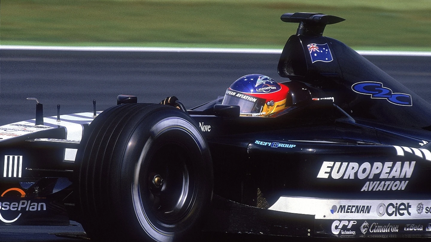 Fernando Alonso con Minardi en 2001 Fernando Alonso con Minardi en 2001