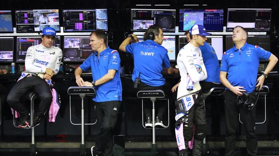 Fernando Alonso y Esteban Ocon Fernando Alonso y Esteban Ocon