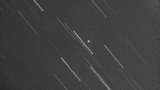 Observan primeros indicios de que el asteroide contra el que impactó la nave DART se ha desviado Observan primeros indicios de que el asteroide contra el que impactó la nave DART se ha desviado