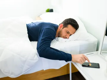 Apagando la alarma del móvil Apagando la alarma del móvil