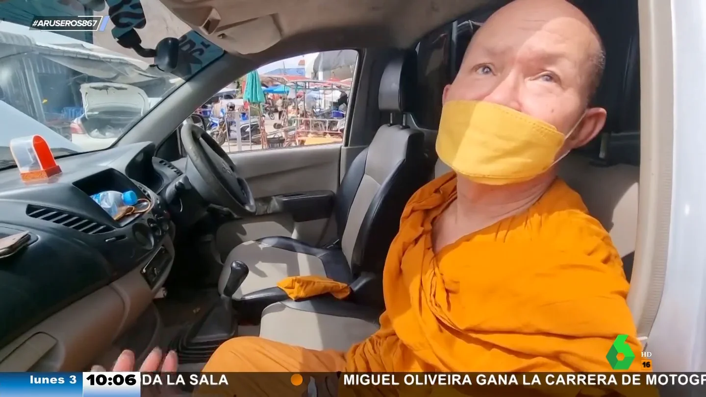 "El wiski previene el COVID": así es la increíble excusa de un monje budista que conducía borracho "El wiski previene el COVID": así es la increíble excusa de un monje budista que conducía borracho