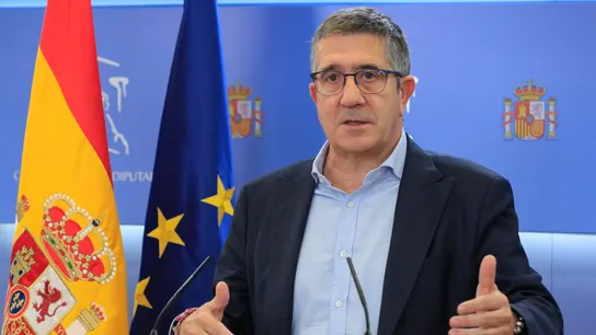 El portavoz del PSOE en el Congreso, Patxi López Patxi López: "Me ha sorprendido Feijóo porque venía con ese aura de buen gestor y no lo está demostrando para nada"