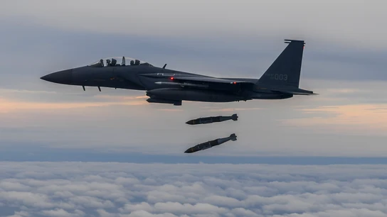 EEUU y Corea del Sur responden con cuatro misiles al lanzamiento norcoreano EEUU y Corea del Sur responden con cuatro misiles al lanzamiento norcoreano