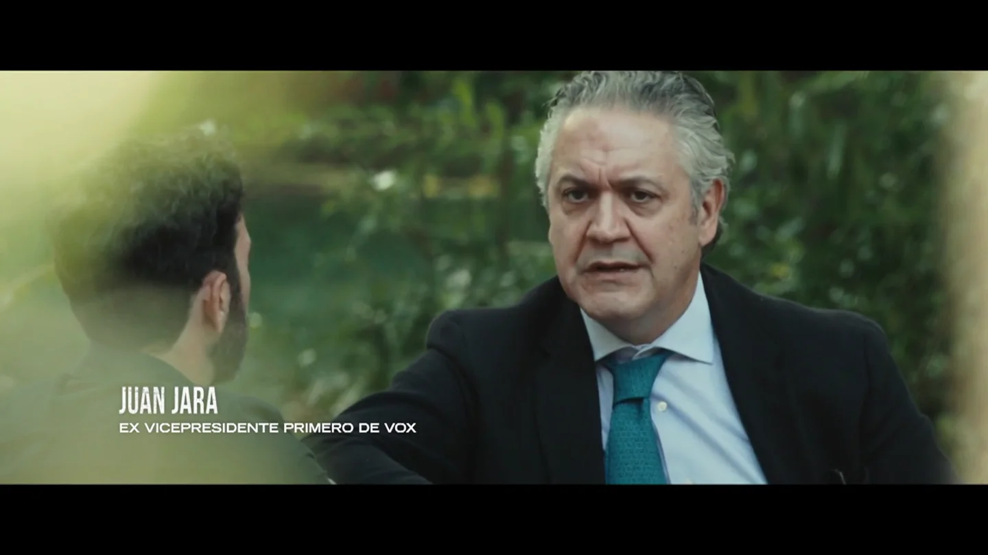 La "Policía Política de Abascal": el exvicepresidente primero de Vox afirma que "el Comité de Garantías garantiza que él siempre gane" La "Policía Política de Abascal": el exvicepresidente primero de Vox afirma que "el Comité de Garantías garantiza que él siempre gane"