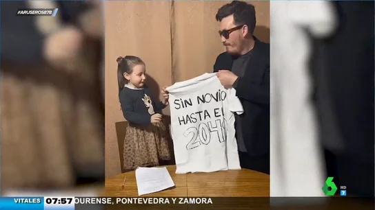 "Sin novio hasta el 2049": así es el contrato entre un padre y una hija que triunfa en redes sociales "Sin novio hasta el 2049": así es el contrato entre un padre y una hija que triunfa en redes sociales