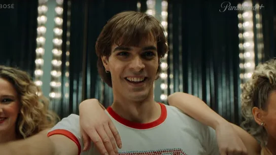 José Pastor interpreta a un joven Miguel Bosé, en 'Bosé'. José Pastor interpreta a un joven Miguel Bosé, en 'Bosé'.