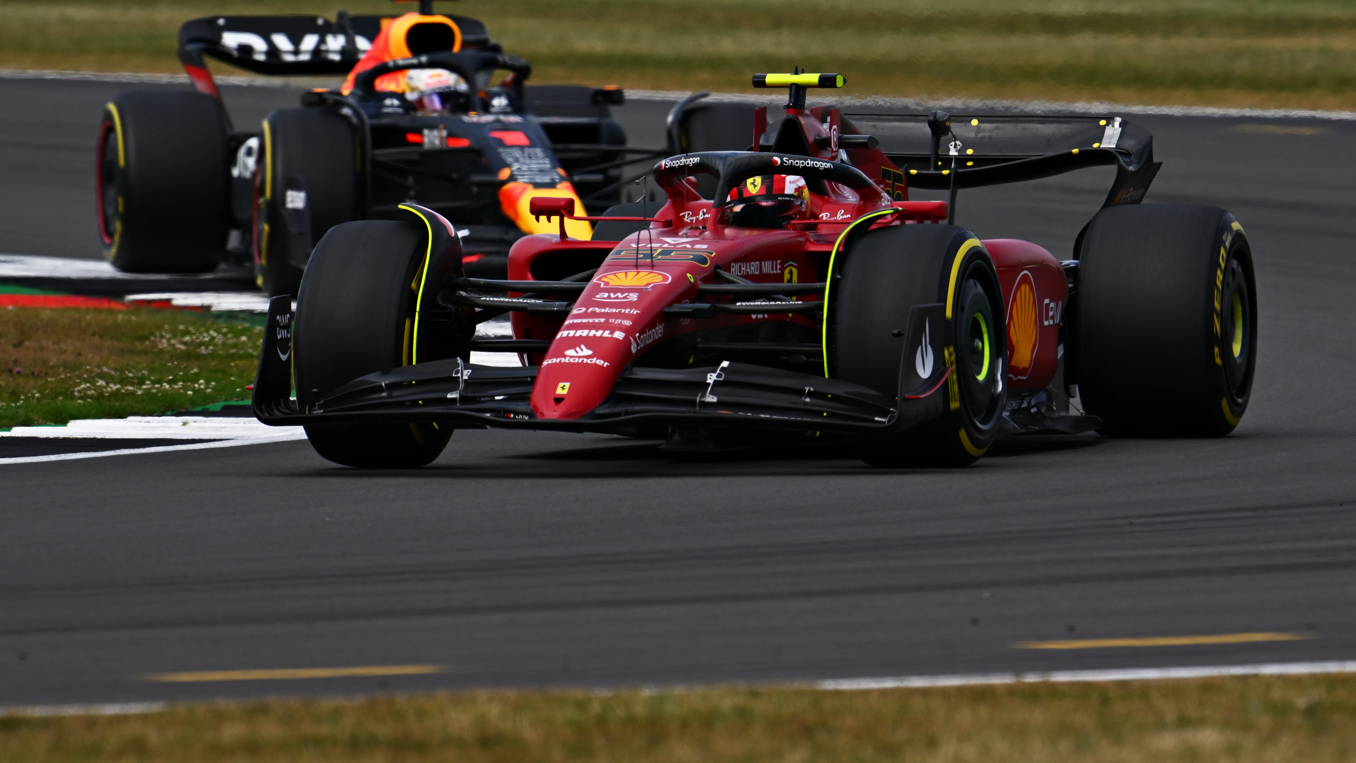 Carlos Sainz y Max Verstappen