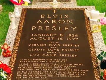 Tumba de Elvis Presley Tumba de Elvis Presley