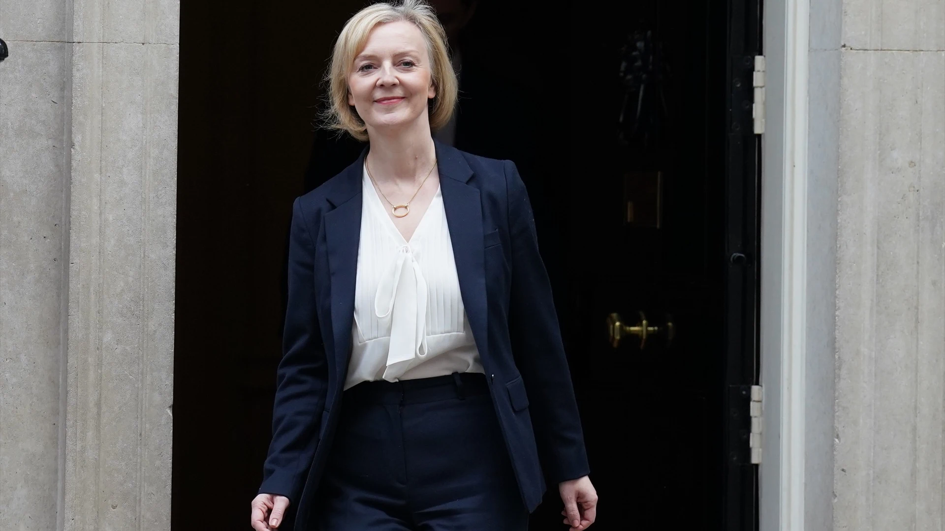 Liz Truss anuncia que habrá una subida de las pensiones conforme al IPC