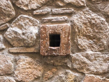 La ventana más pequeña del mundo, en Toledo