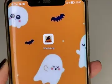 Cómo poner Whatsapp en modo Halloween si tienes Android Cómo poner Whatsapp en modo Halloween si tienes Android