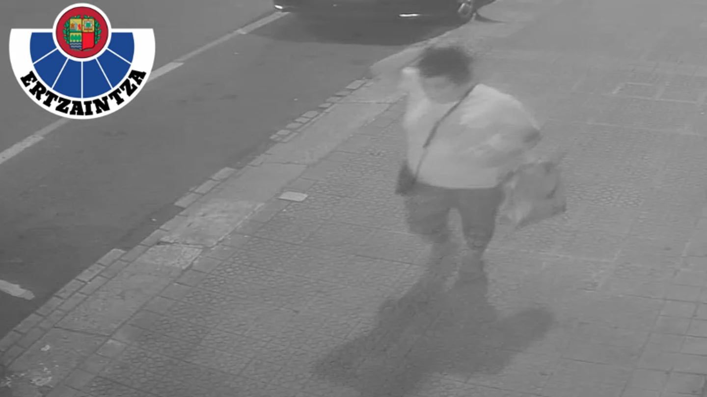 Imagen captada por las cámaras de seguridad de la posible secuestradora del bebé Imagen captada por las cámaras de seguridad de la posible secuestradora del bebé